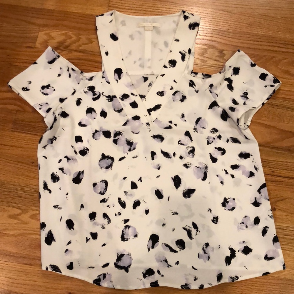 Cooper & Ella Peek A Boo Blouse Size L!